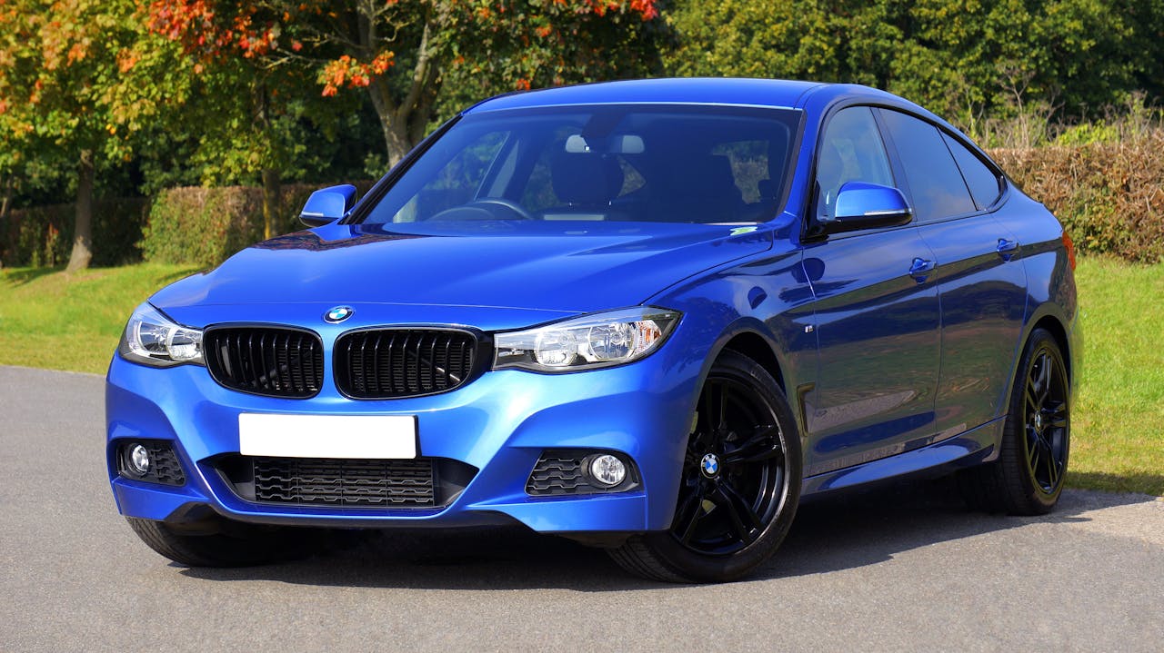 Read more about the article Where Can I Find the Best Window Tinting Near Me for My Vehicle?
