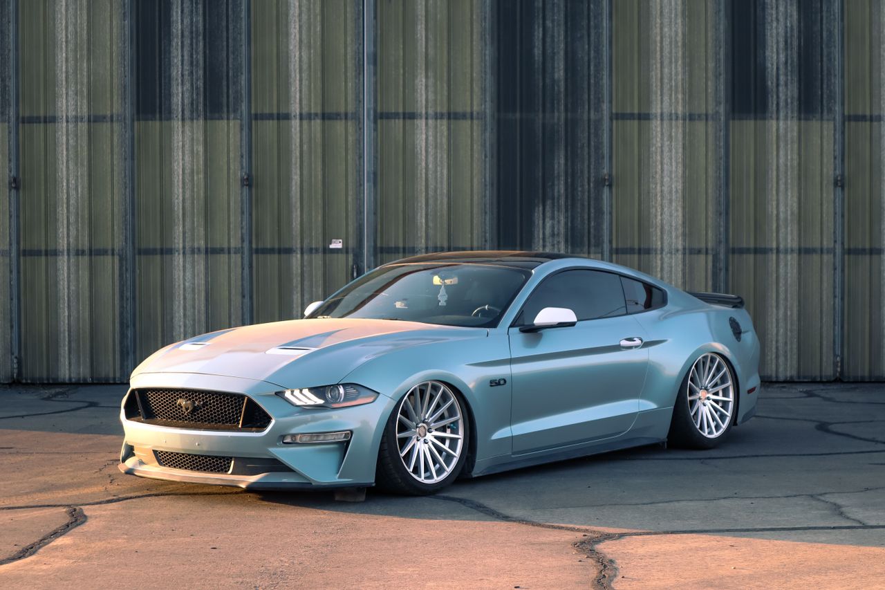 ceramic vs metallic tint